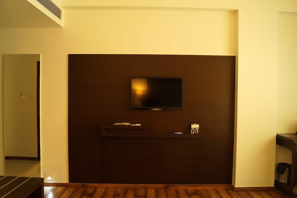 OYO Hotel Veronica, Alkapuri Vadodara, Vadodara