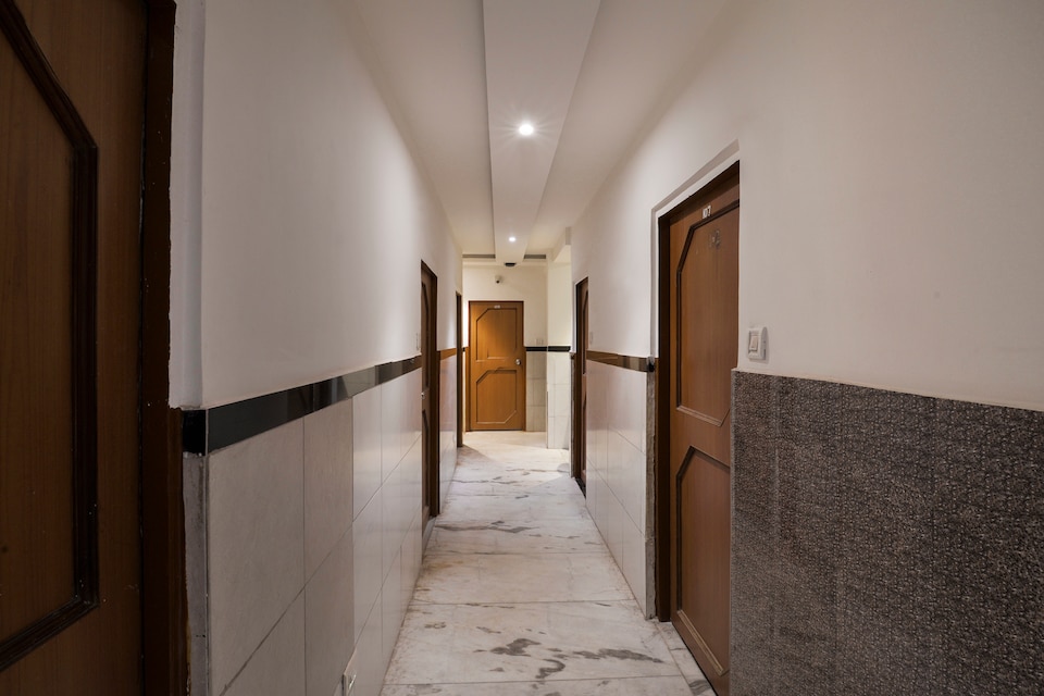 Hotel O Akshaya Lodging, Mumbai Airoli-Vashi, Mumbai