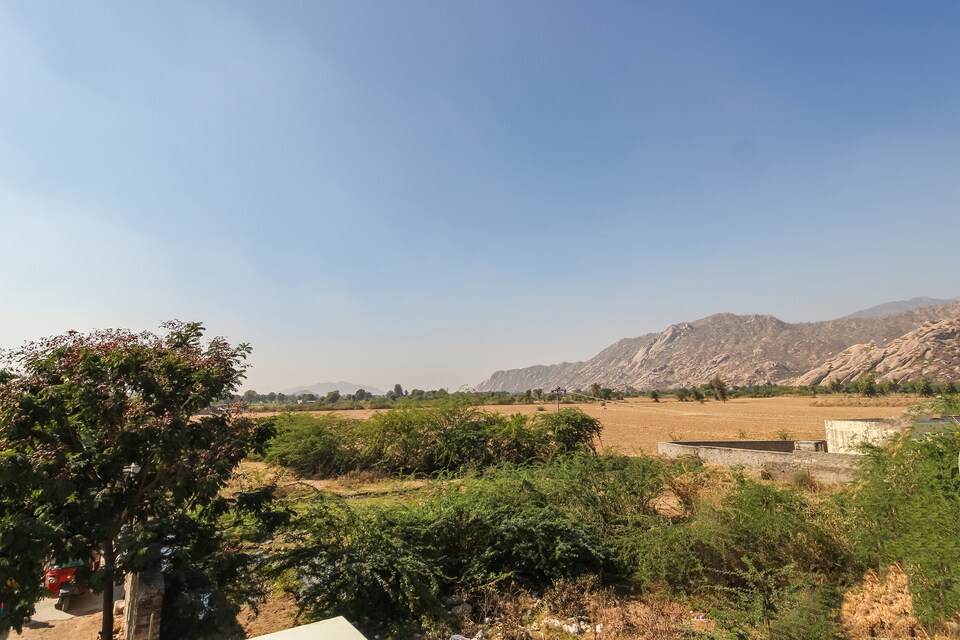 OYO 24342 Home Spacious 2BHK Abu Road, Abu-Road, Mount-Abu