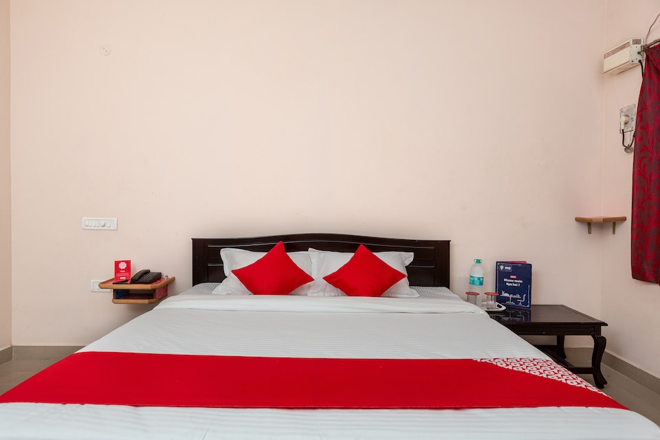 Live on TPI182, Tiruchanur Road Tirupati, Tirupati