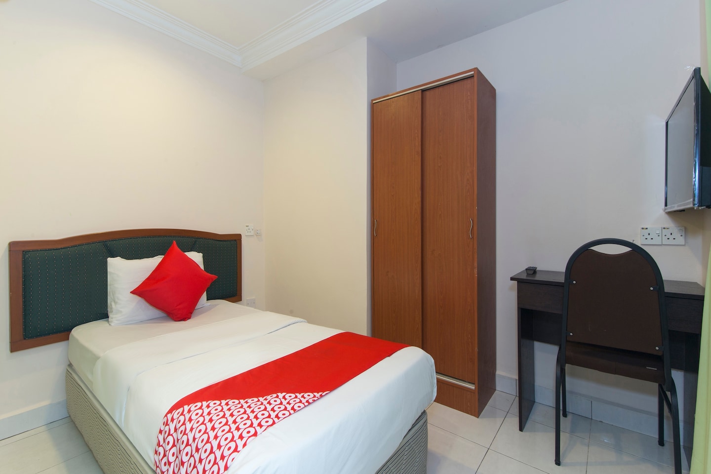 Oyo 545 Hotel Sahara Inn Kuala Lumpur Kuala Lumpur Hotel Reviews