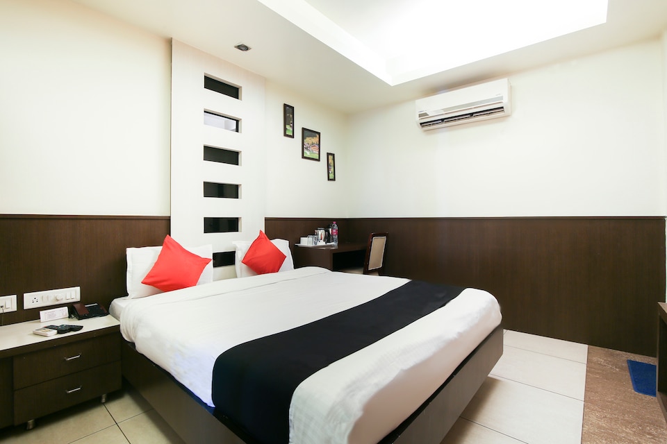 Capital O 3185 Hotel Emerald, Ranchi Airport, Ranchi