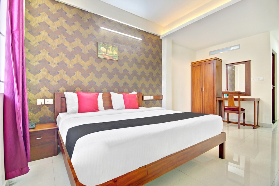 Capital O 24373 Hilite Inn, Railway Station North Kochi, Kochi