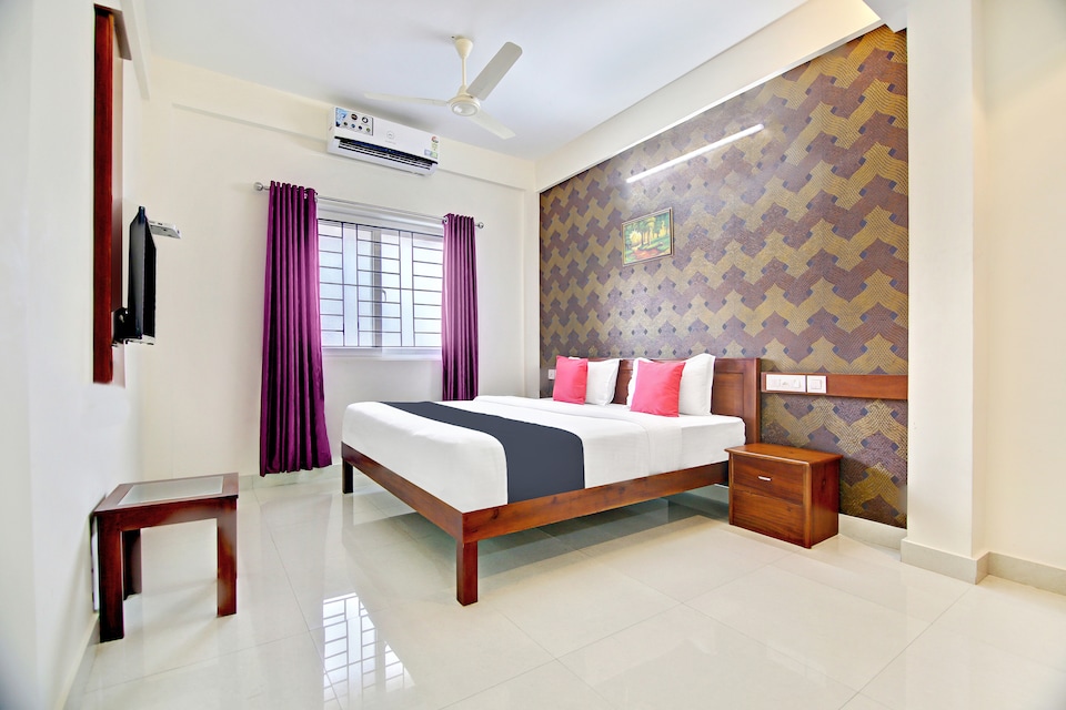 Capital O 24373 Hilite Inn, Railway Station North Kochi, Kochi