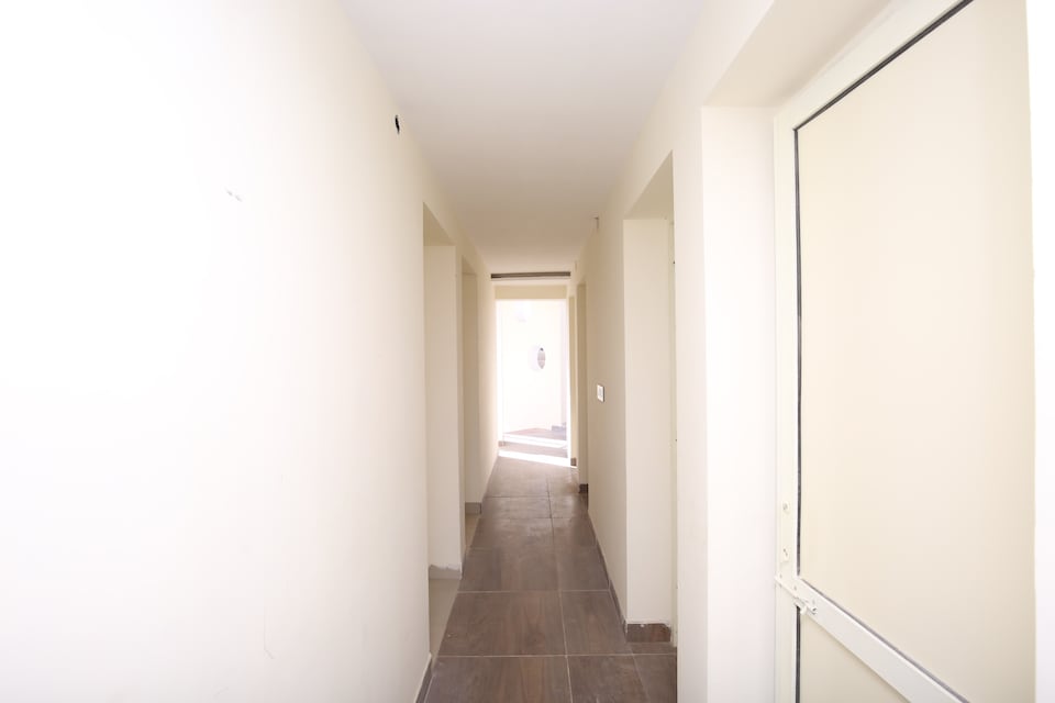 OYO 24398 Hotel Welcome, Kharar, Kharar