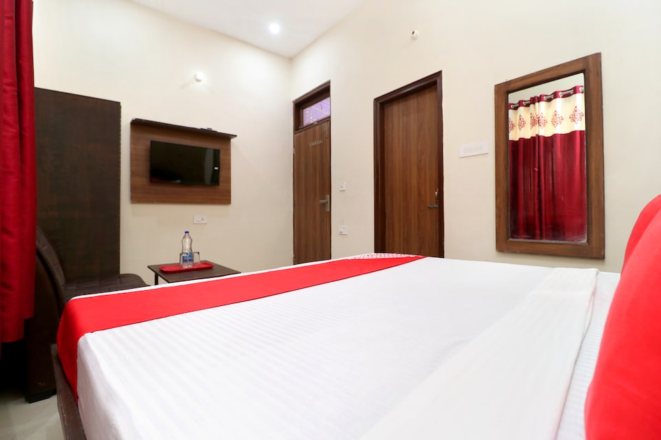 OYO 24417 Hotel Seven Inn, Railway Station Chandigarh, Chandigarh