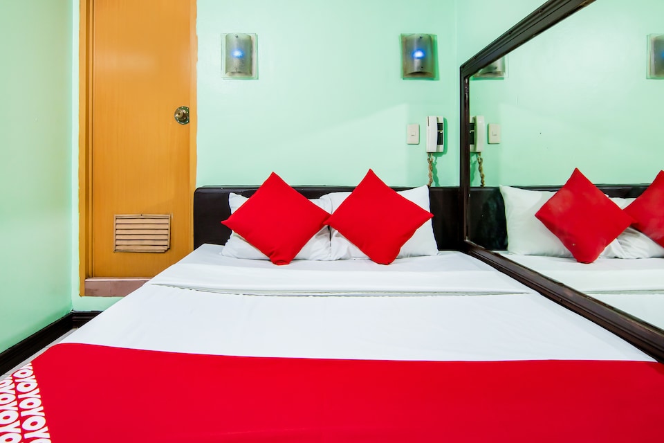 OYO 109 Winter Benitez Hotel, Cubao Manila, Quezon City