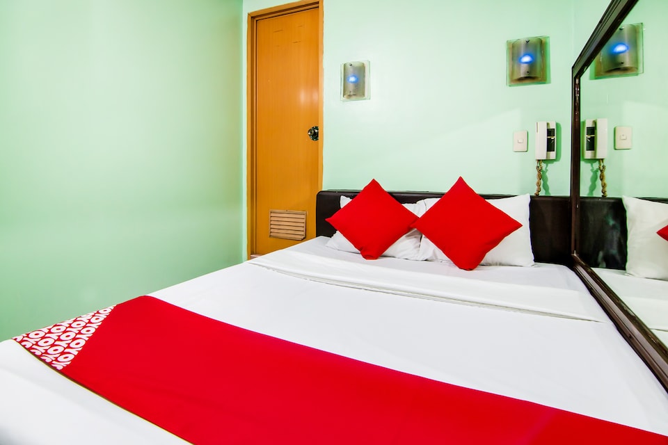 OYO 109 Winter Benitez Hotel, Cubao Manila, Quezon City