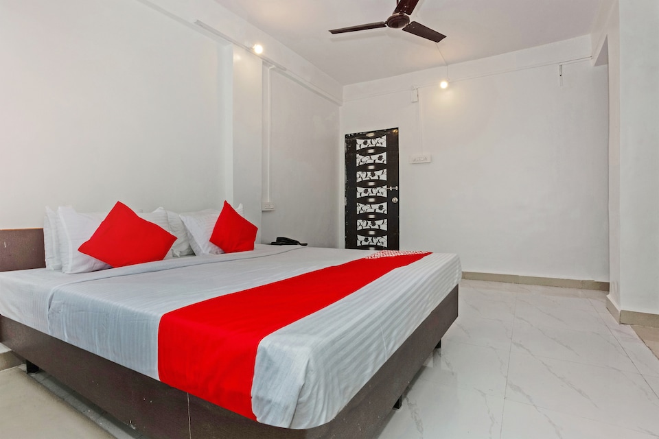 OYO 24435 Shubham Lodging And Boarding, Mumbai- Kalyan-Bhiwandi- Badalapur, Mumbai