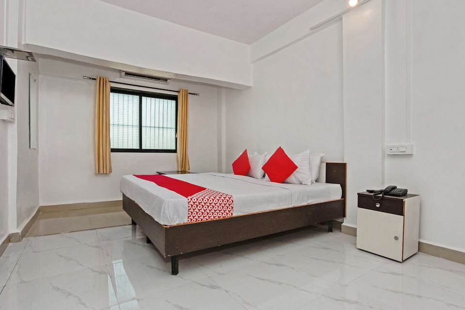 OYO 24435 Shubham Lodging And Boarding, Mumbai- Kalyan-Bhiwandi- Badalapur, Mumbai
