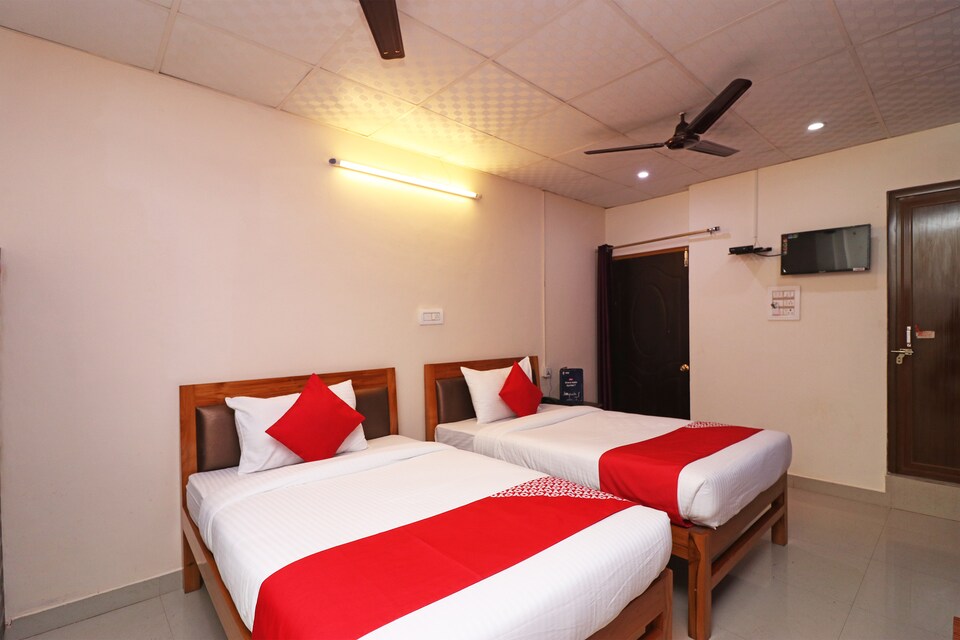 Live as a LCK2452, Alambagh Lucknow, Lucknow