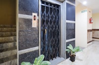 Super Townhouse Vanasthalipuram Formerly Hotel Surabhi