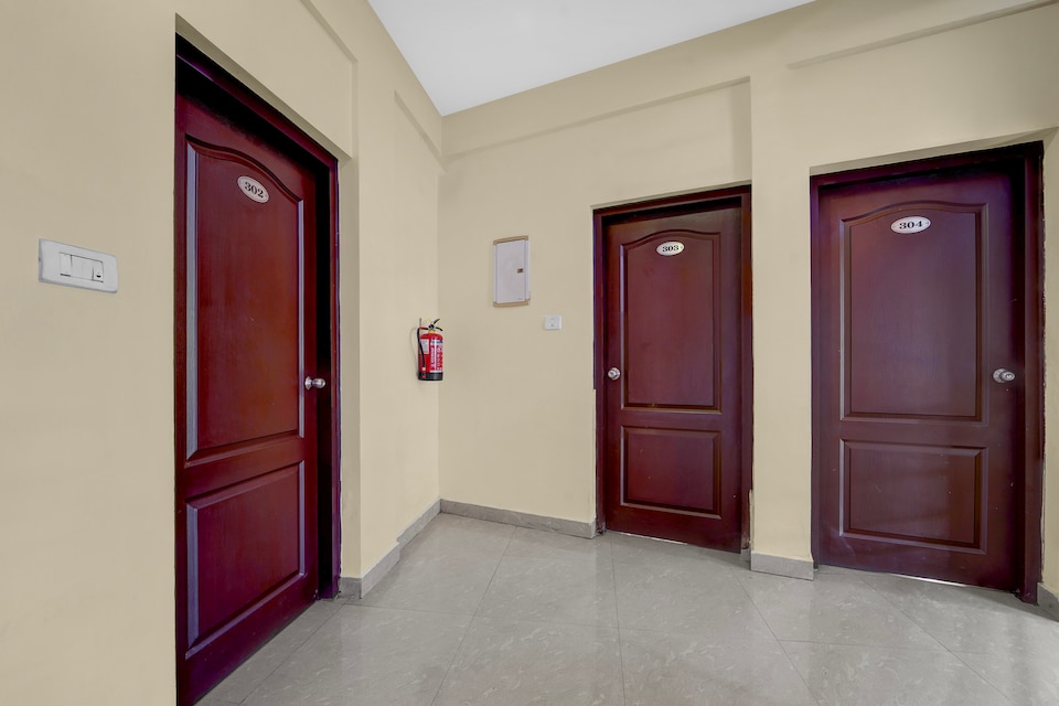Super Collection O KSRTC Bus Station Kottayam Formerly Hotel O Day Springs, Kottayam, Kottayam