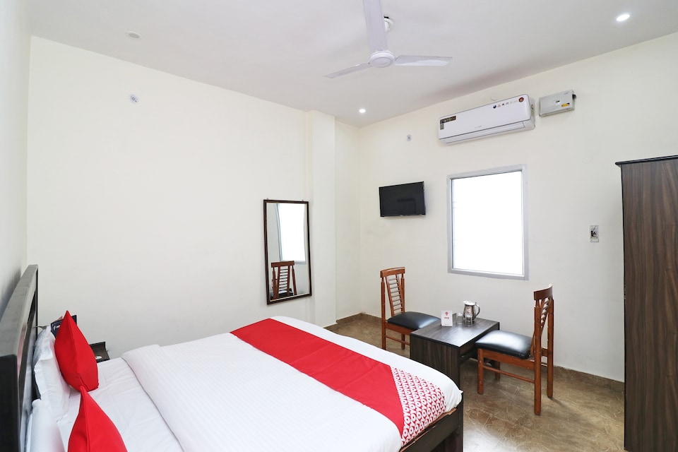 OYO 24468 Hotel Siddharth, Aligarh, Aligarh