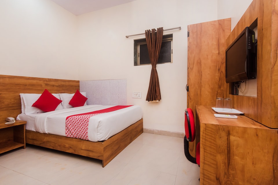 Live on MUM2724, Mumbai International Airport, Mumbai