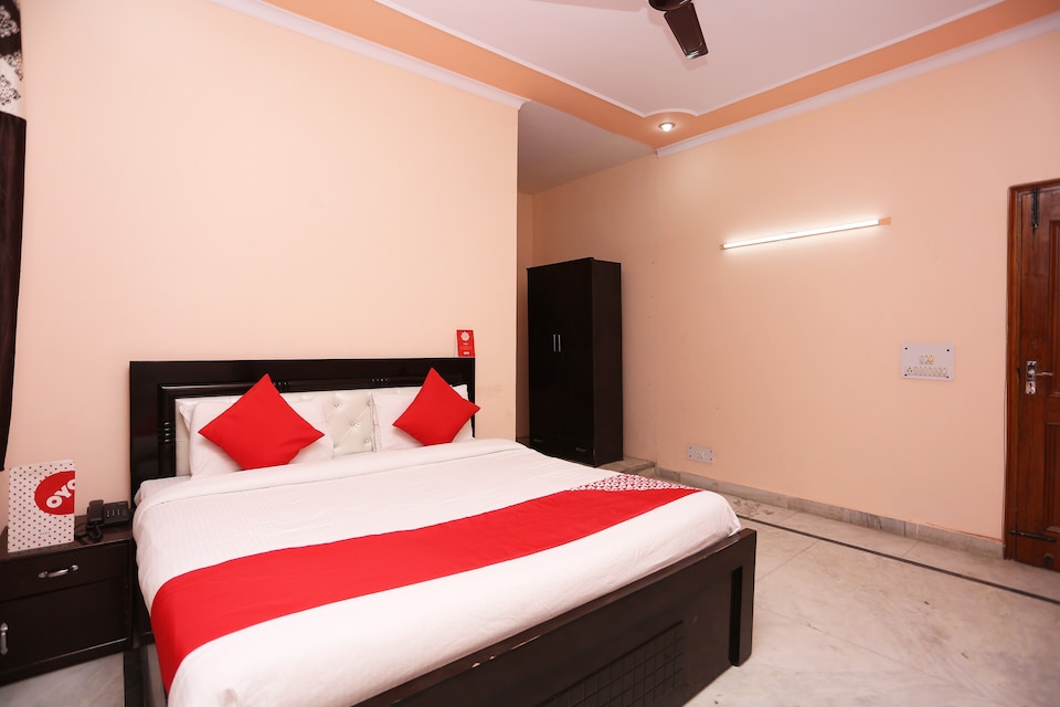 OYO Lotus Residency, Faridabad, Faridabad