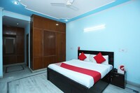OYO Lotus Residency