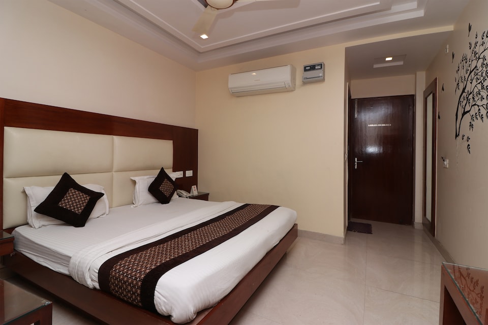 Hotel O sapphire inn, Paharganj Delhi, Delhi