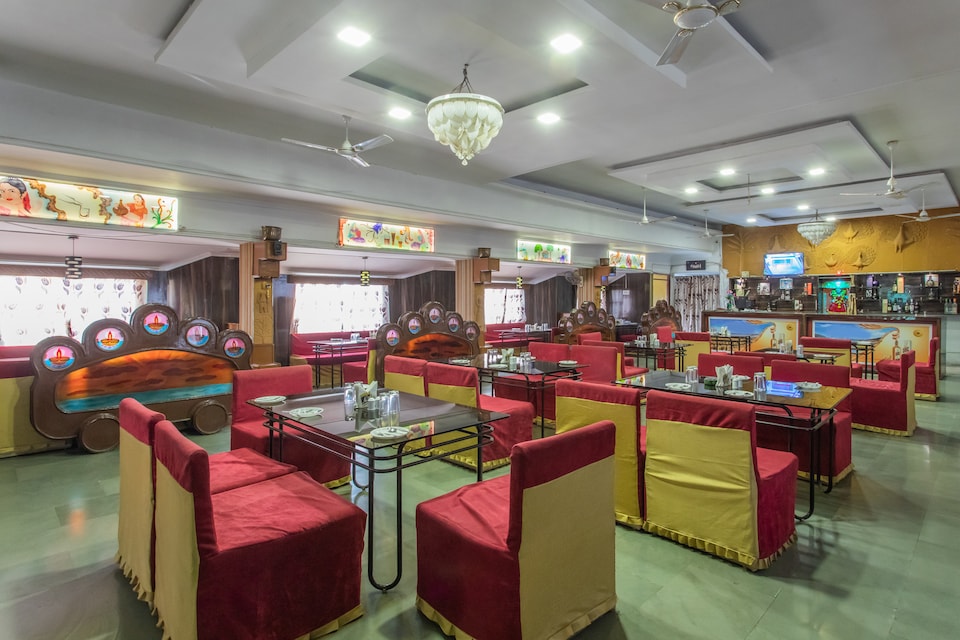 OYO 24547 Hotel Vishwas Bar and Club Resort, Dewas City, Dewas