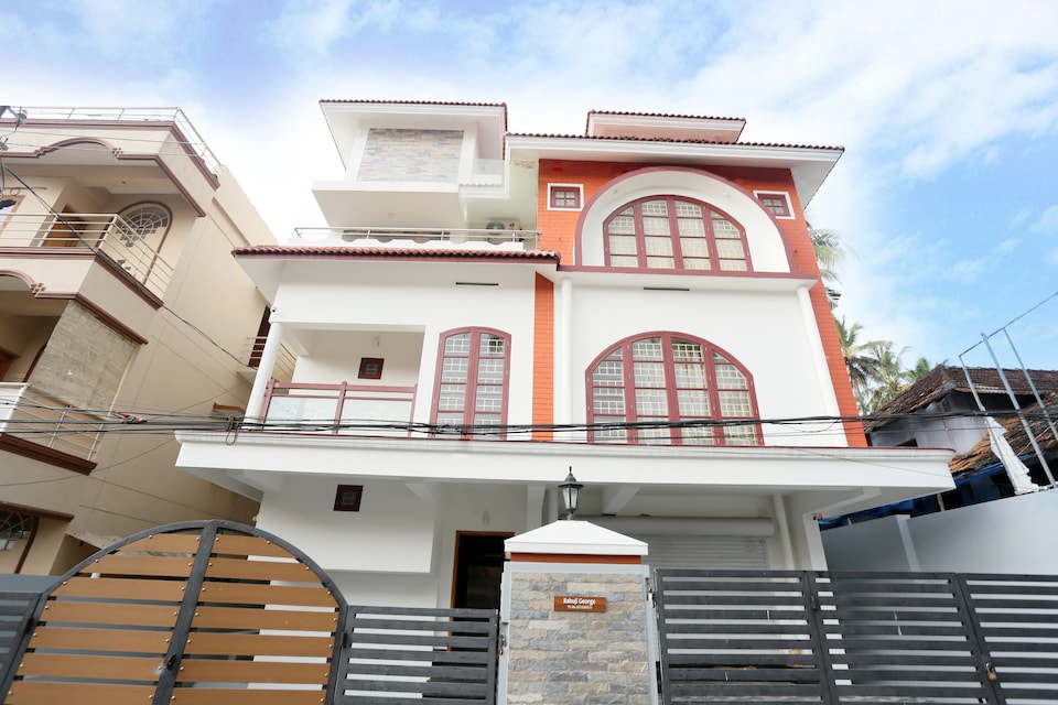 OYO 24558 Spacious Stay Near Thiruvananthapuram Central Station, Thampanoor Trivandrum, Trivandrum