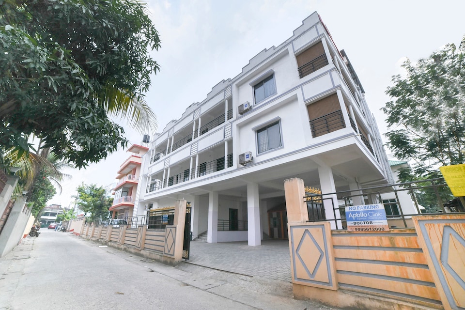 OYO 24586 Hillton Homes, Beltola Guwahati, Guwahati