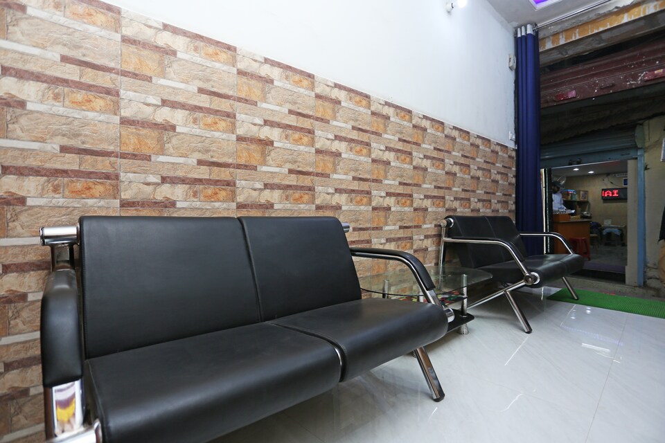 OYO 24593 Hotel Bachchan, Godowlia, Varanasi