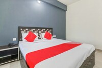 OYO City Residence