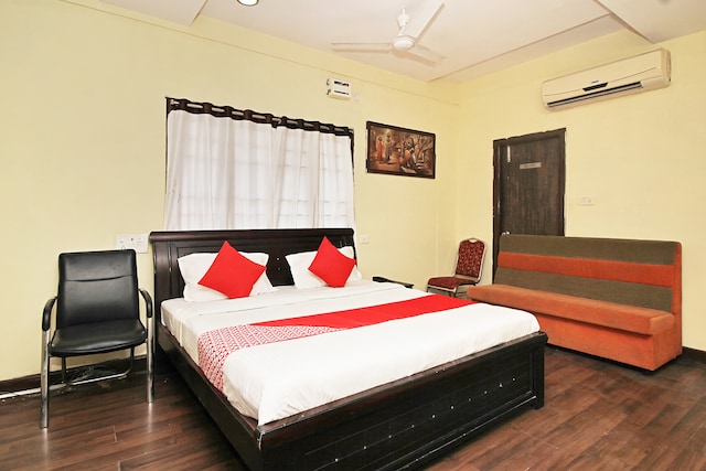 Discount [75% Off] Oyo Rooms Vidya Nagar India | Hotel Near S G Highway