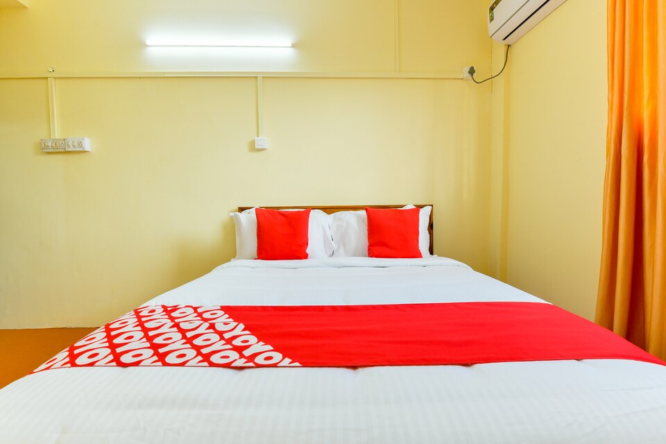 OYO Flagship 24607 Lotus Residency, Palarivattom, Kochi