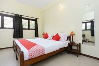 OYO Urban Spice Service Apartment