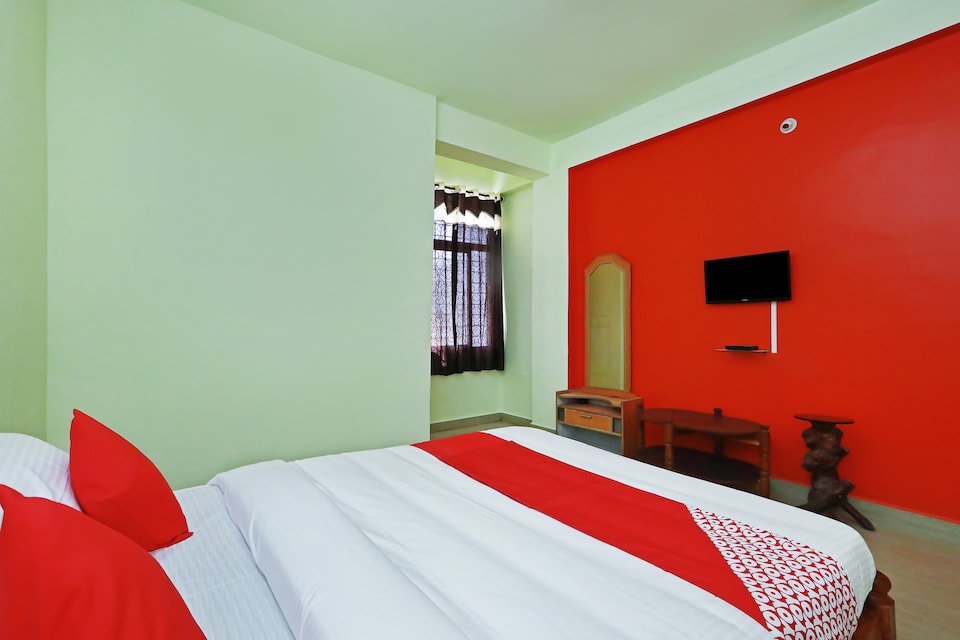 OYO 24623 Chetana Residency, Kushalnagar, Coorg