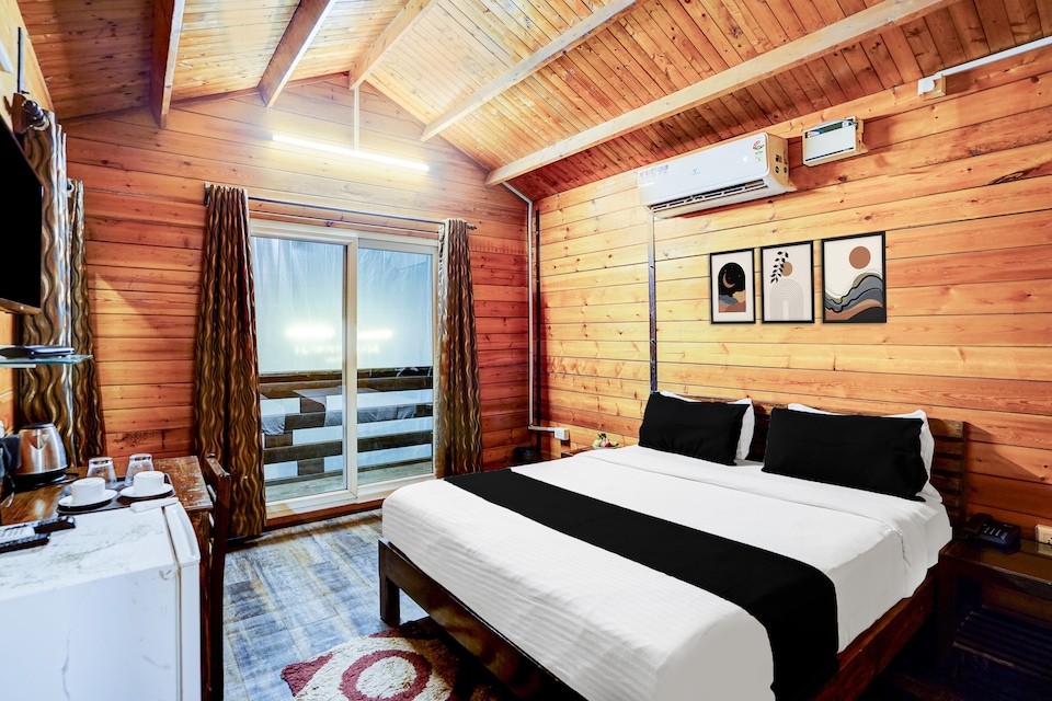 Townhouse Morjim, Morjim Goa, गोवा