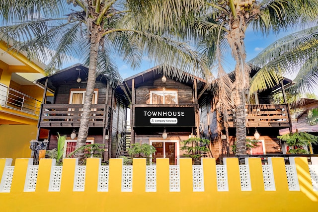 Super Townhouse Morjim
