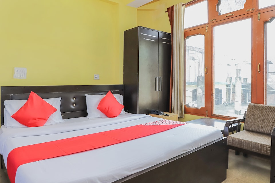 OYO 24639 Hotel Shingar Palace, Mandi, Mandi