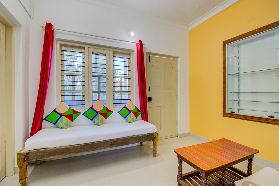 OYO Home 24643 Silver Clouds 2bhk Madikeri, Madikeri, Coorg