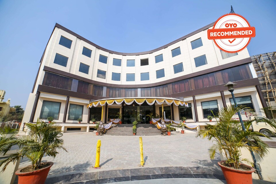 Collection O Chinmay Resort Near Phoenix Palassio, SGPGI Lucknow, Lucknow