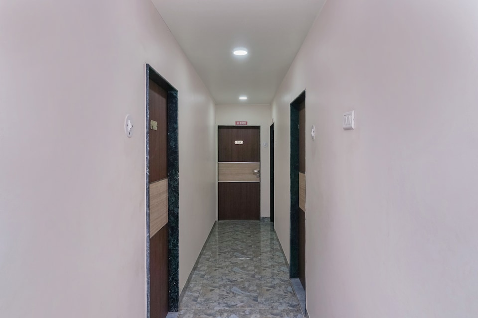 OYO 24649 Hotel Pride Executive, Solapur, Solapur