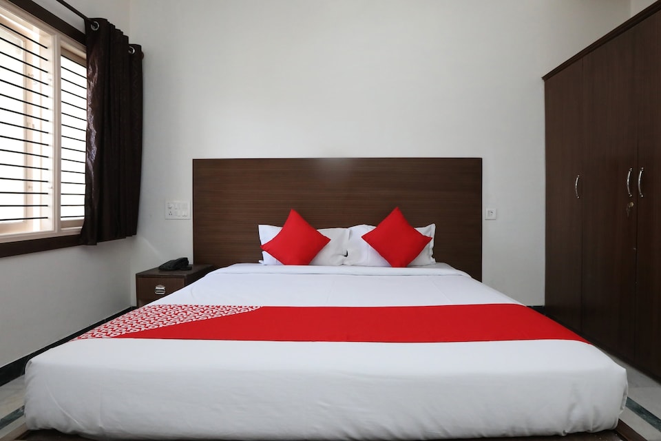OYO24663 Udupi Yatrik Comforts, Mysore Outer, Mysore