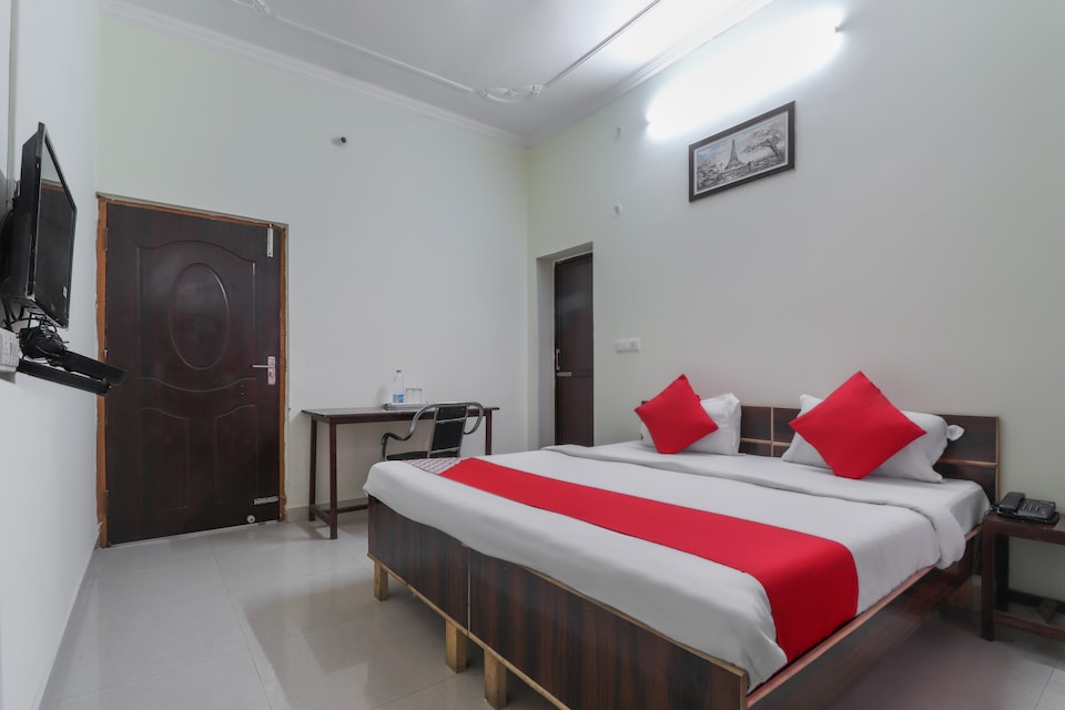 OYO 24664 Raj Inn 2, SGPGI Lucknow, Lucknow