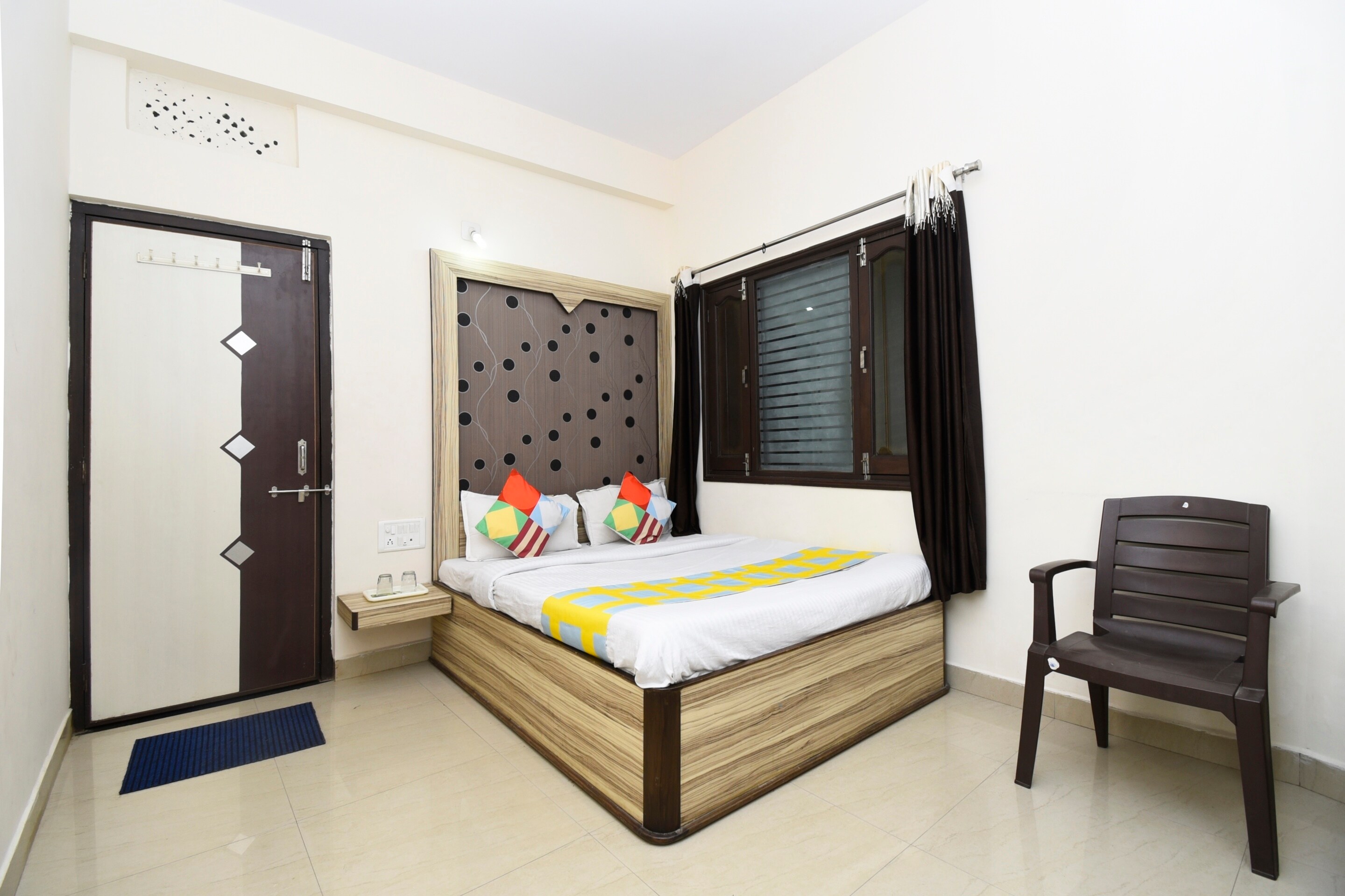 OYO Home 24665 Cozy Family Studio Near Nakki Lake, OYOxDesign Mount-Abu