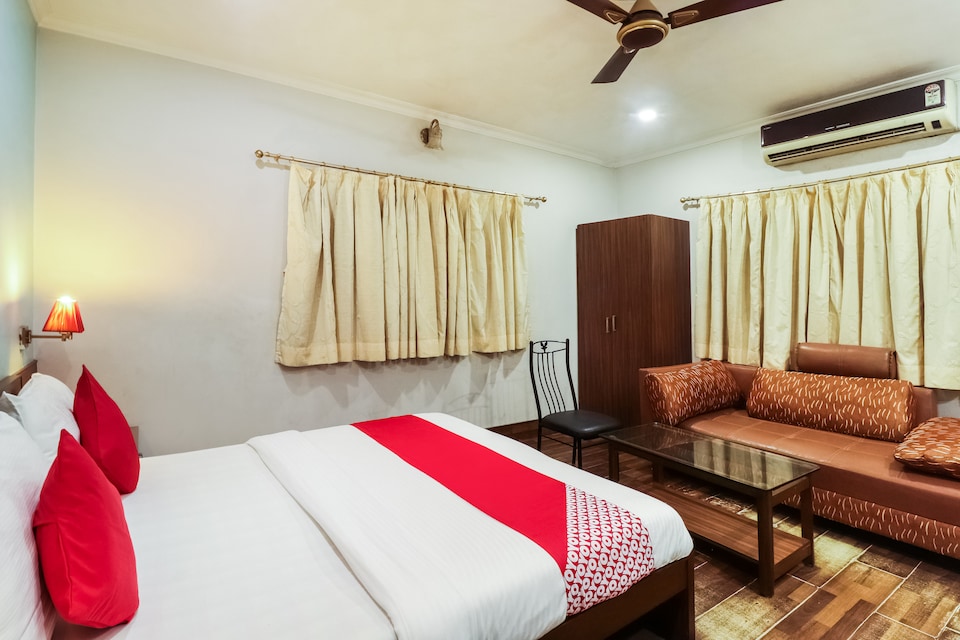 OYO 24671 Hotel Park Inn, Park Circus Kolkata, Kolkata