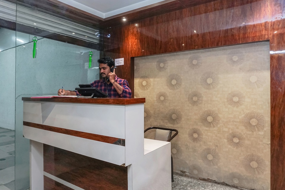 OYO 24674 Hotel Rajshree, Ahmednagar, Ahmednagar