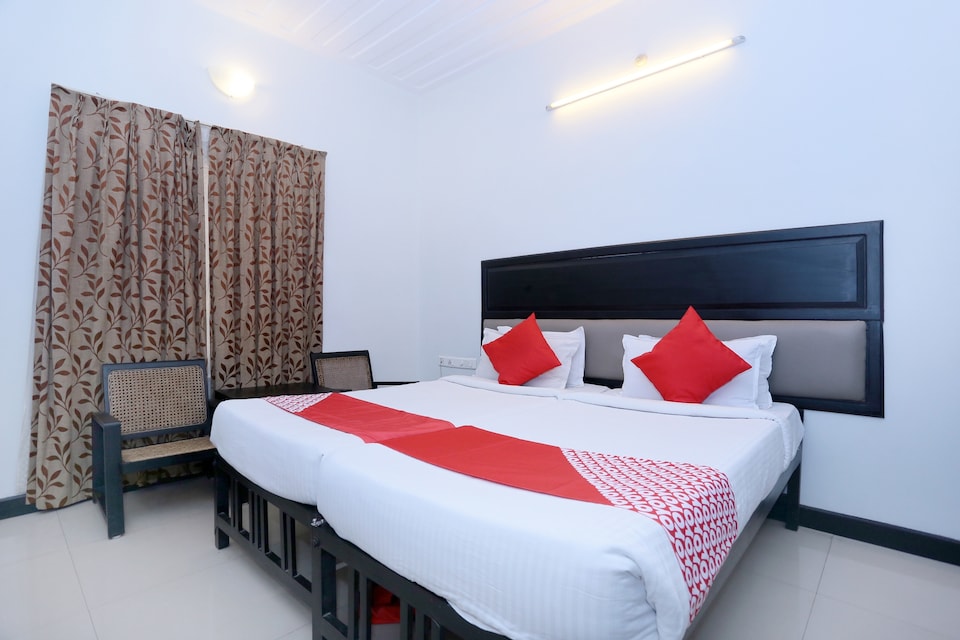 OYO Flagship 24675 The Trivandrum Hotel, Thampanoor Trivandrum, Trivandrum