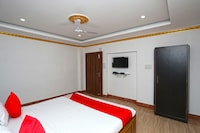 OYO Hotel Royal Blue