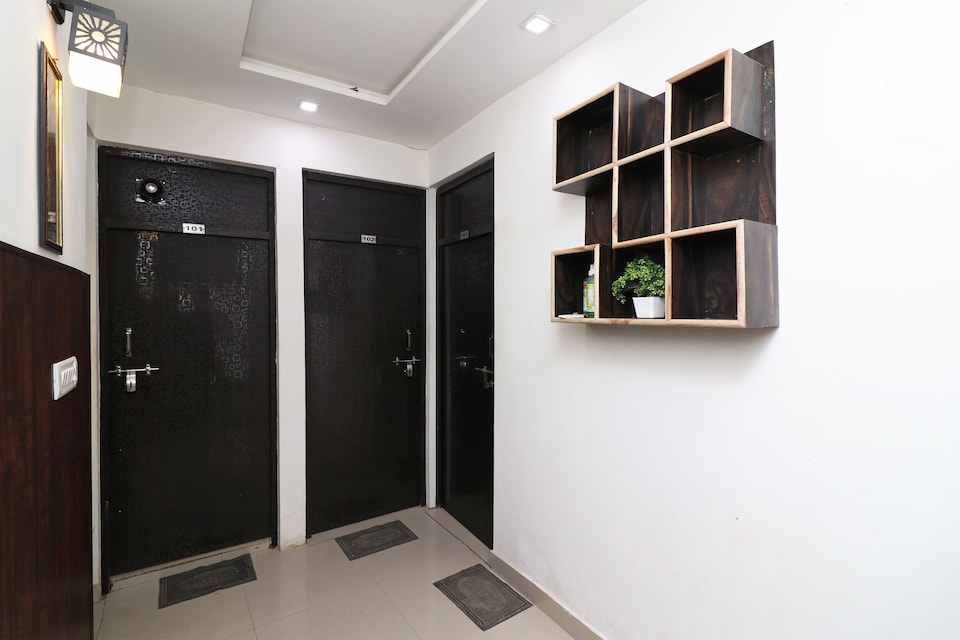 Flagship 24679 Hotel Green House, Shilpgram, Agra