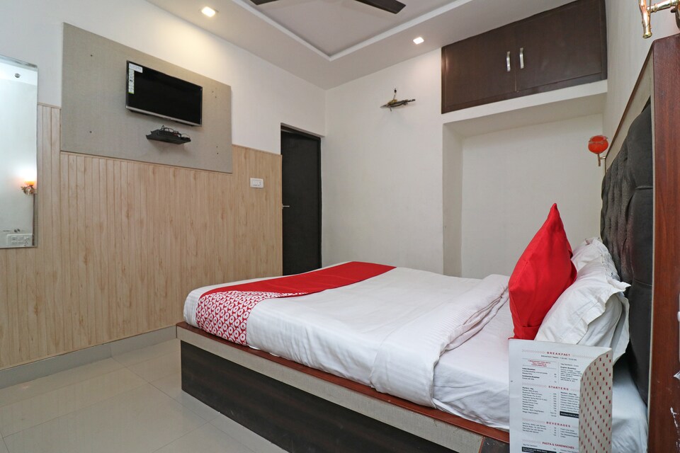 Flagship 24679 Hotel Green House, Shilpgram, Agra