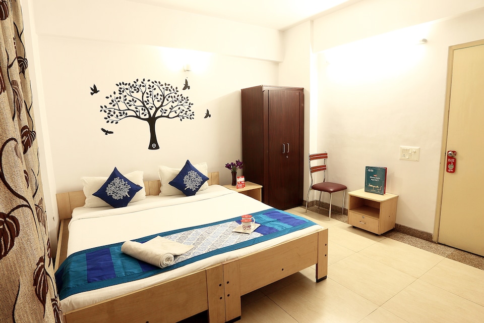 OYO 3208 Apartment Alinex Leisure Hotel, Rajarhat Kolkata, Kolkata