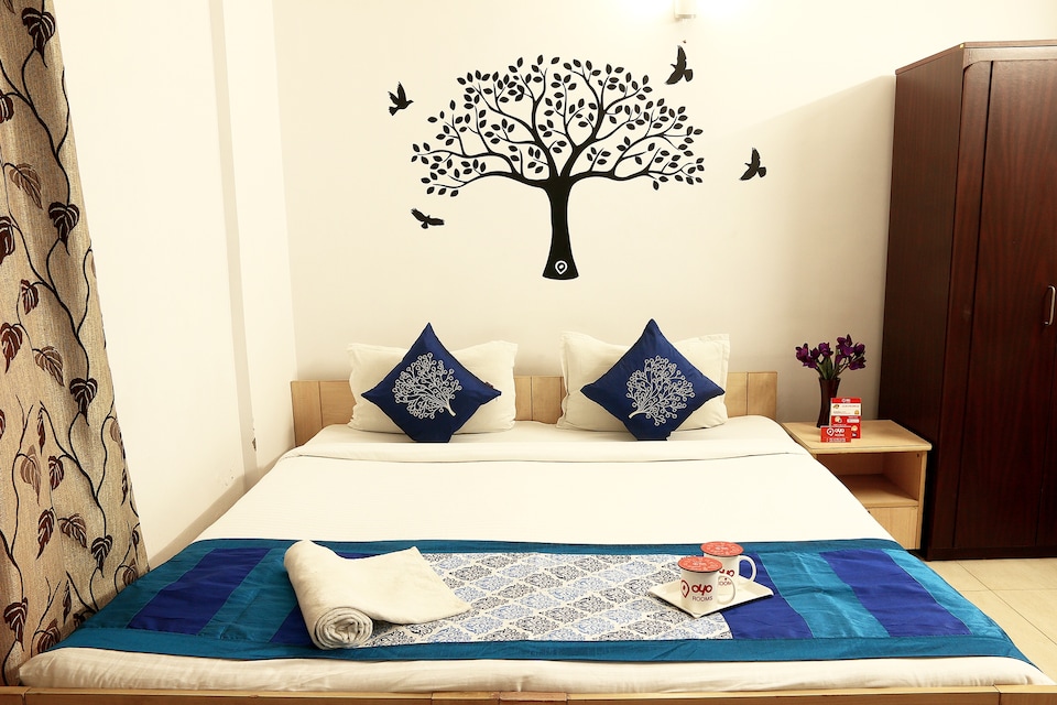 OYO 3208 Apartment Alinex Leisure Hotel, Rajarhat Kolkata, Kolkata