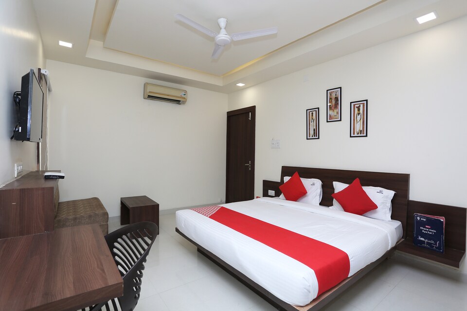 Hotel O Comfortable Stay, Hoshangabad Road, Bhopal