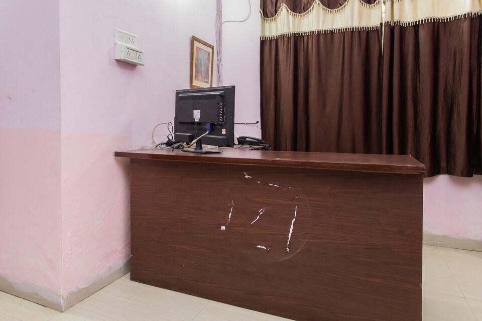 OYO 24708 Meraki Inn, Rajender Nagar, Indore